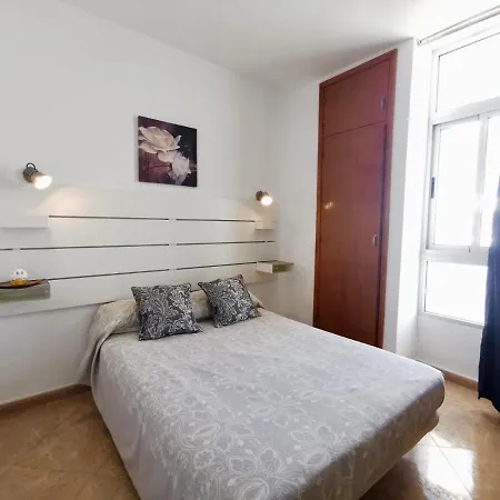 Apto. Edif.barbados En Playa Del Ingles Apartment San Bartolome de Tirajana (Gran Canaria)